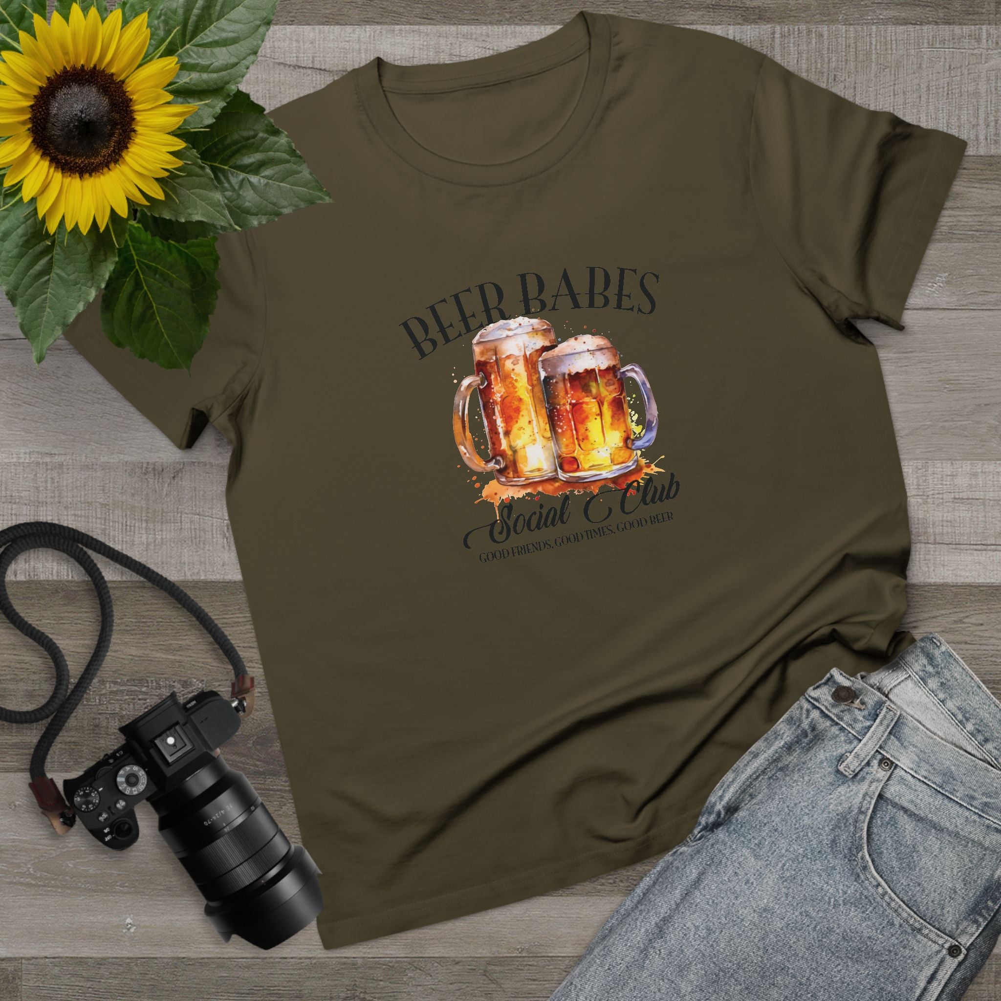 'BEER BABES SOCIAL CLUB' - Unisex T-Shirt