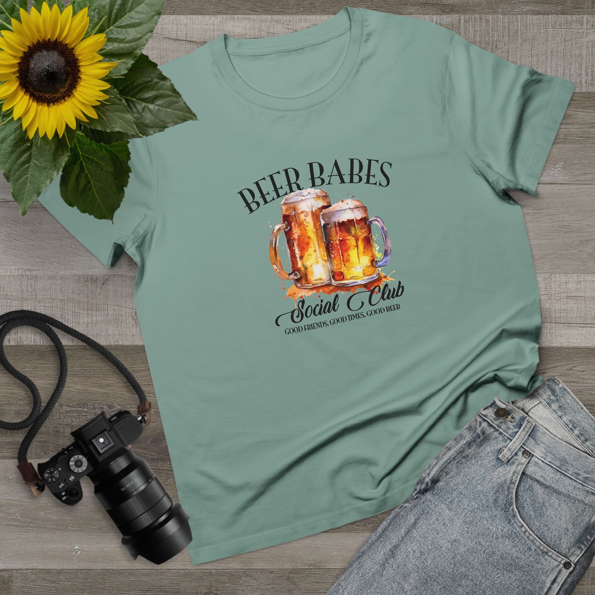 'BEER BABES SOCIAL CLUB' - Unisex T-Shirt