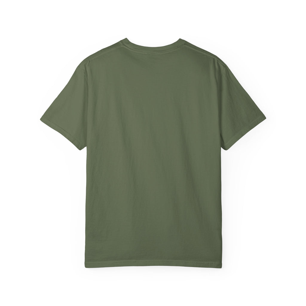 'HEY GIRL, DO YOU KNOW WHAT THIS T-SHIRT IS MADE OF? BOYFRIEND MATERIAL' - Unisex T-Shirt