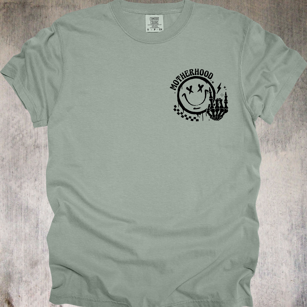 'SOME DAYS I ROCK IT, OTHER DAYS IT ROCKS ME. EITHER WAY, WE'RE ROCKING IT!' - Unisex T-Shirt - Rockstar Moms!!