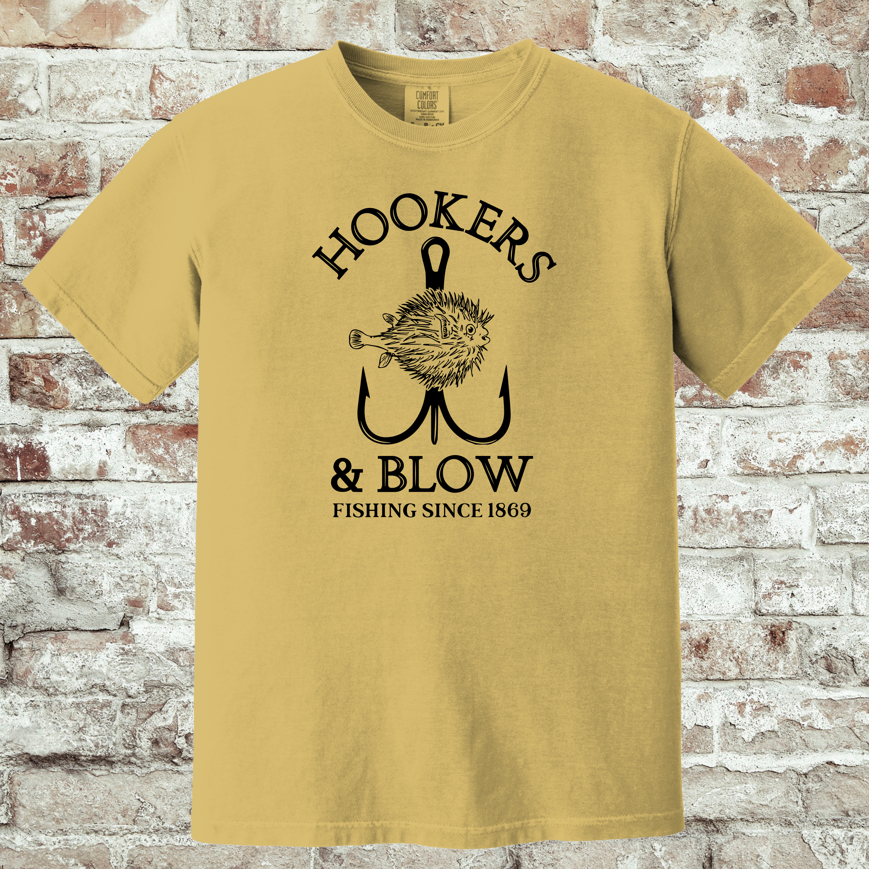 'HOOKER & BLOW-FISHING SINCE 1869' - Unisex T-Shirt