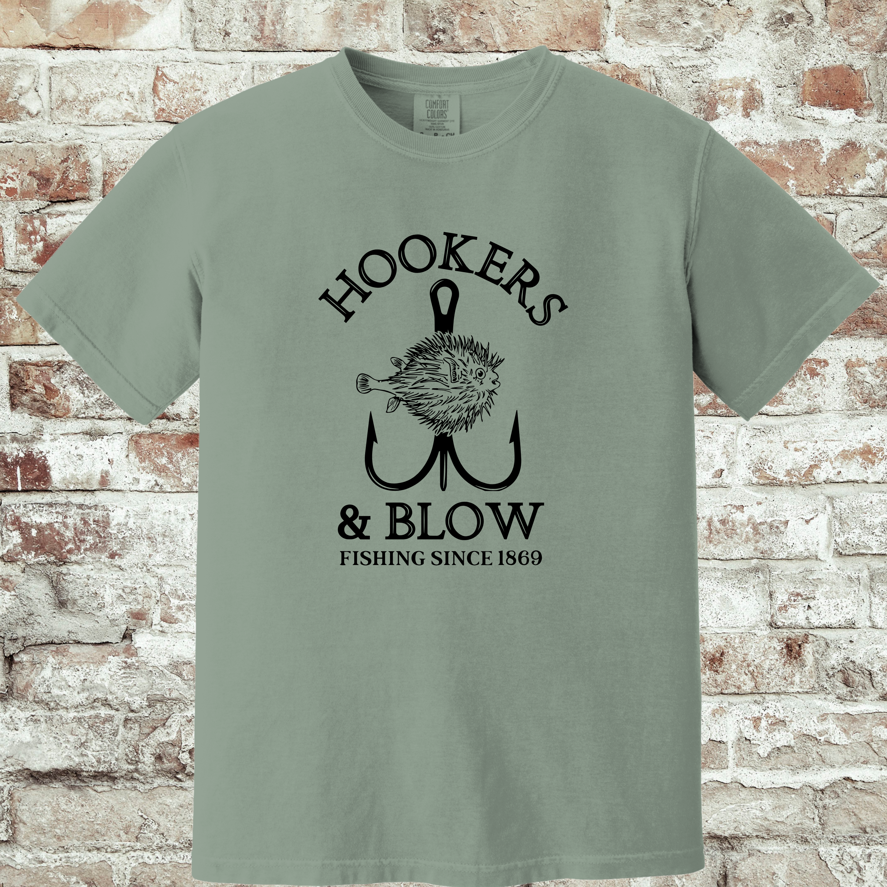 'HOOKER & BLOW-FISHING SINCE 1869' - Unisex T-Shirt