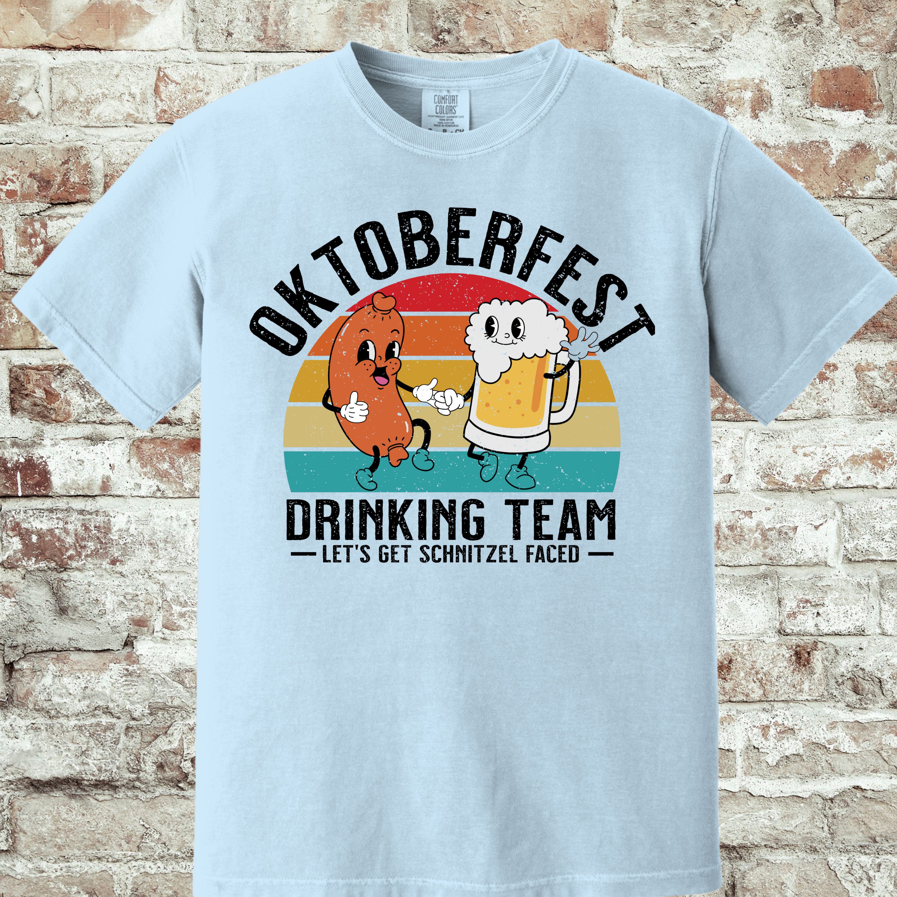 'OKTOBERFEST DRINKING TEAM--LET'S GET SCHNITZEL FACED' - Unisex T-Shirt