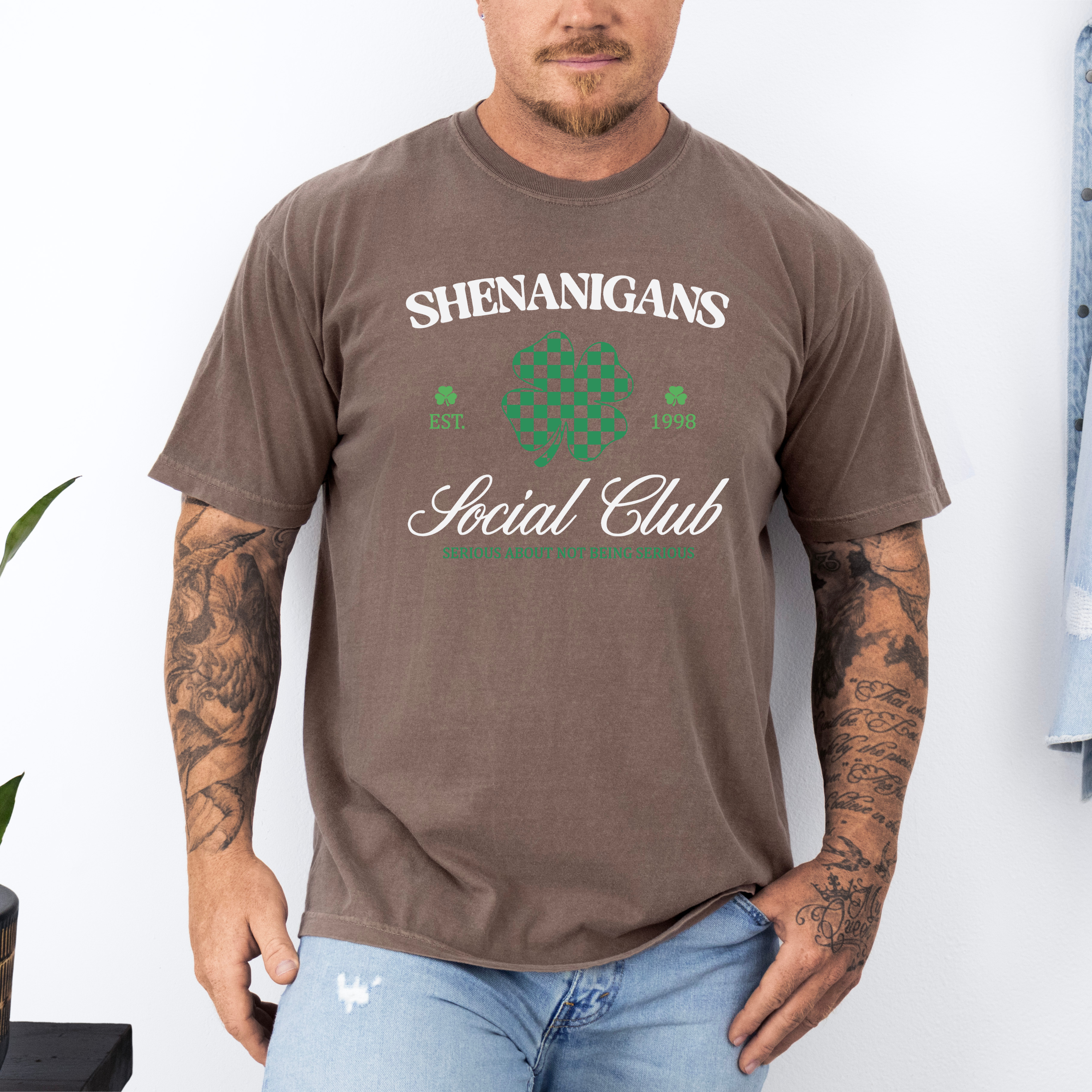 'SHENANIGANS SOCIAL CLUB - SERIOUS ABOUT NOTHING SERIOUS' - Unisex T-Shirt