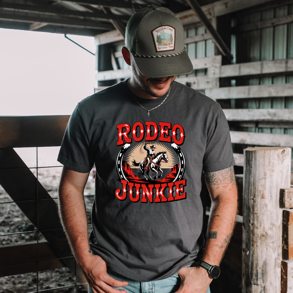 'RODEO JUNKIE' - Unisex T-Shirt
