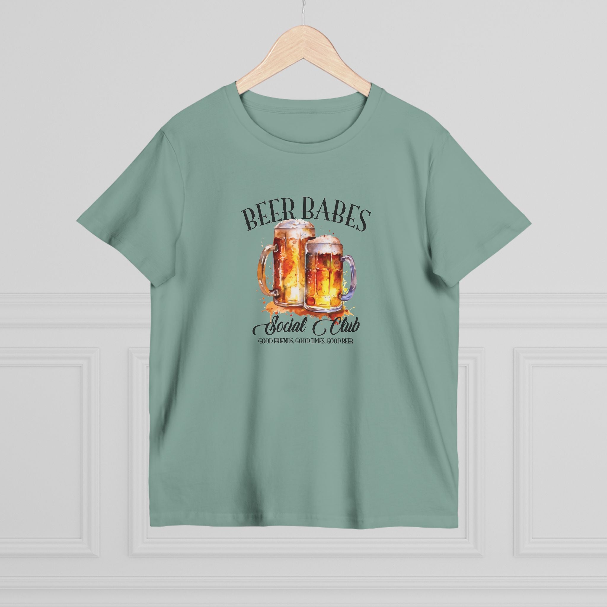'BEER BABES SOCIAL CLUB' - Unisex T-Shirt
